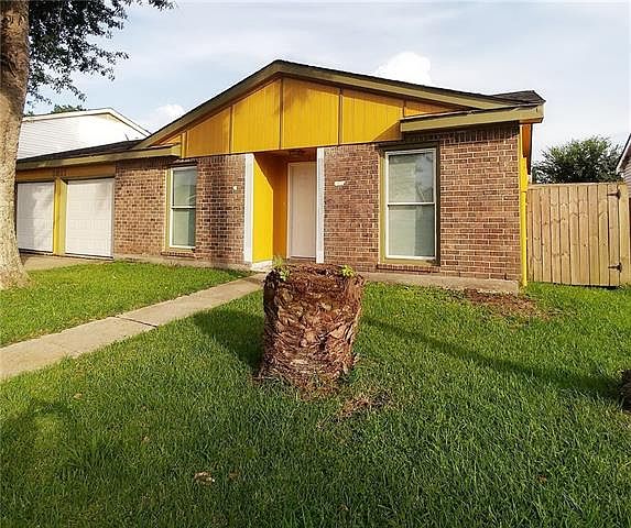 1st image of 3821 Melissa Dr