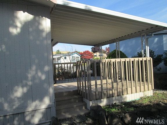 4th image of 5900 64th St NE Unit 160