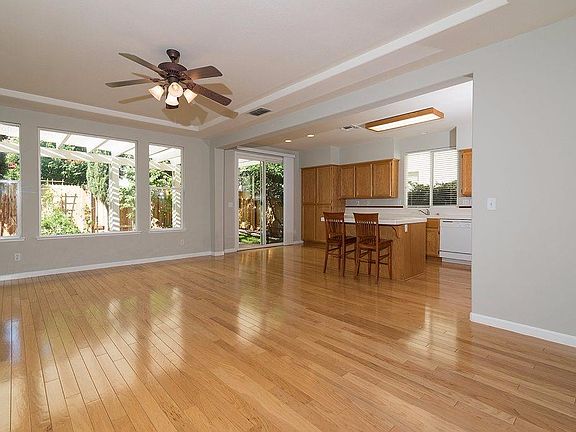 2nd image of 9538 E Park Dr