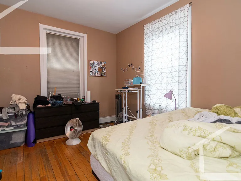 8 Glenville Ave #2 — Photo 6