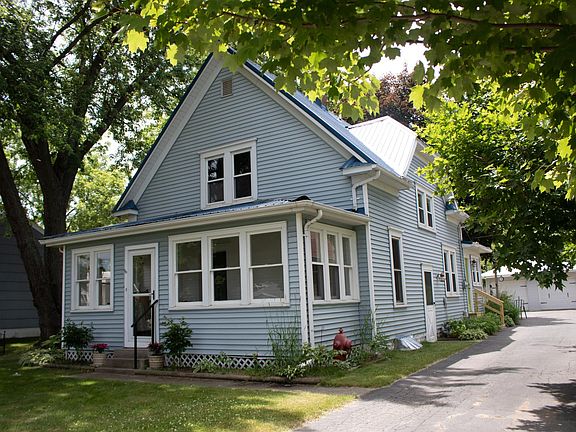 2nd image of 5832 Saint Joseph Ave