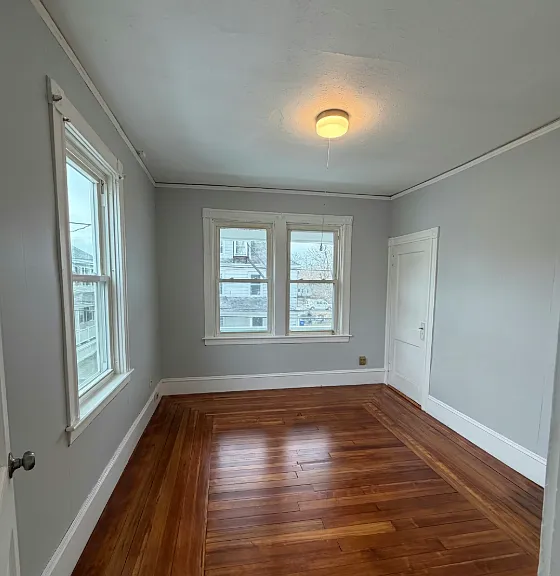 15 Roma St Bristol, RI Spacious 3 Bedroom, 1 Bathroom Unit Off Street Parking Included! — Photo 14