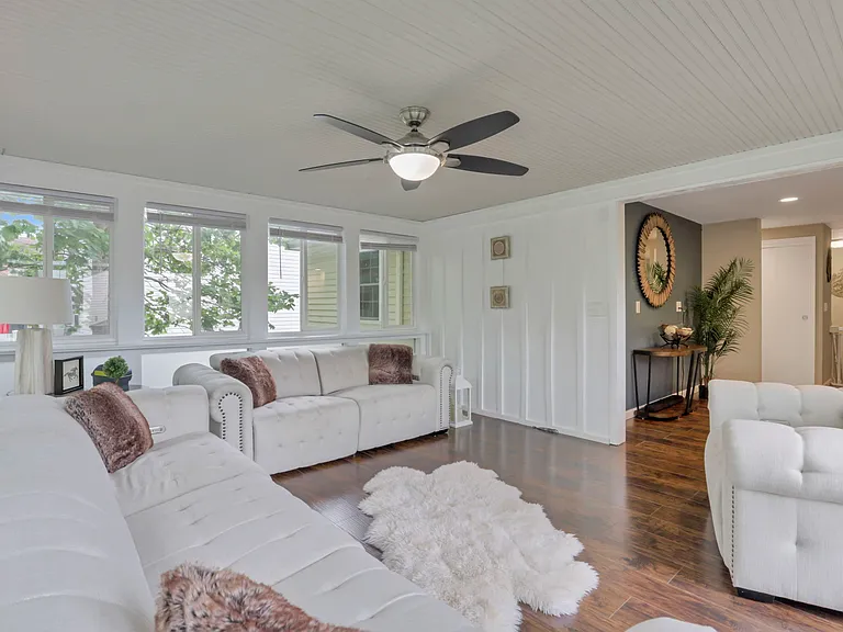 8752 Seabright Dr — Photo 18