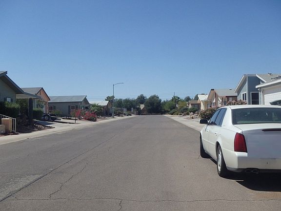 4th image of 936 W Desert Sky Dr