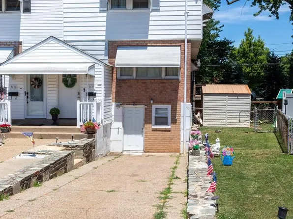 3633 N Hereford Ln, Philadelphia, PA 19114