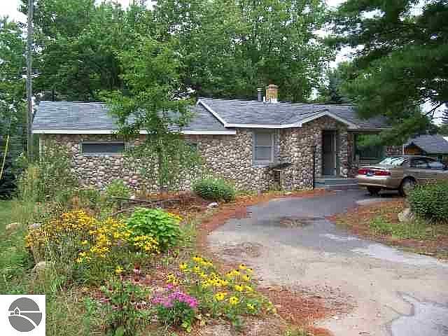 1st image of 7371 County Road 612 NE