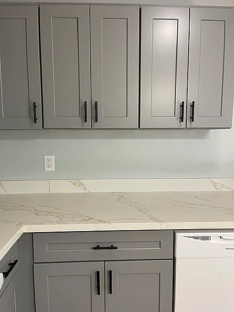 2 bed, 800 sqft, $1,500 — Photo 3