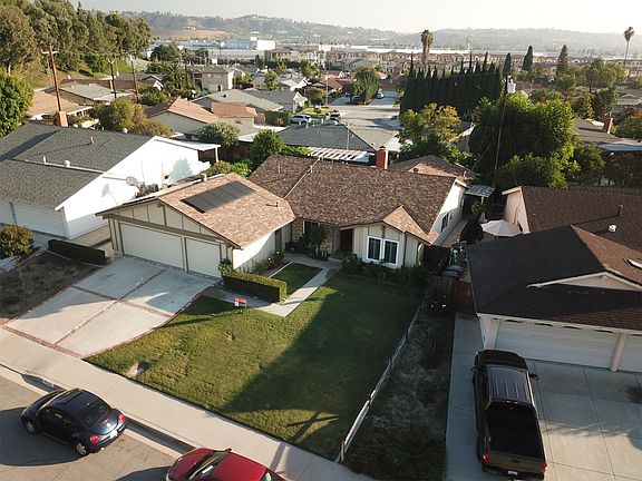 2nd image of 20950 Deloraine Dr