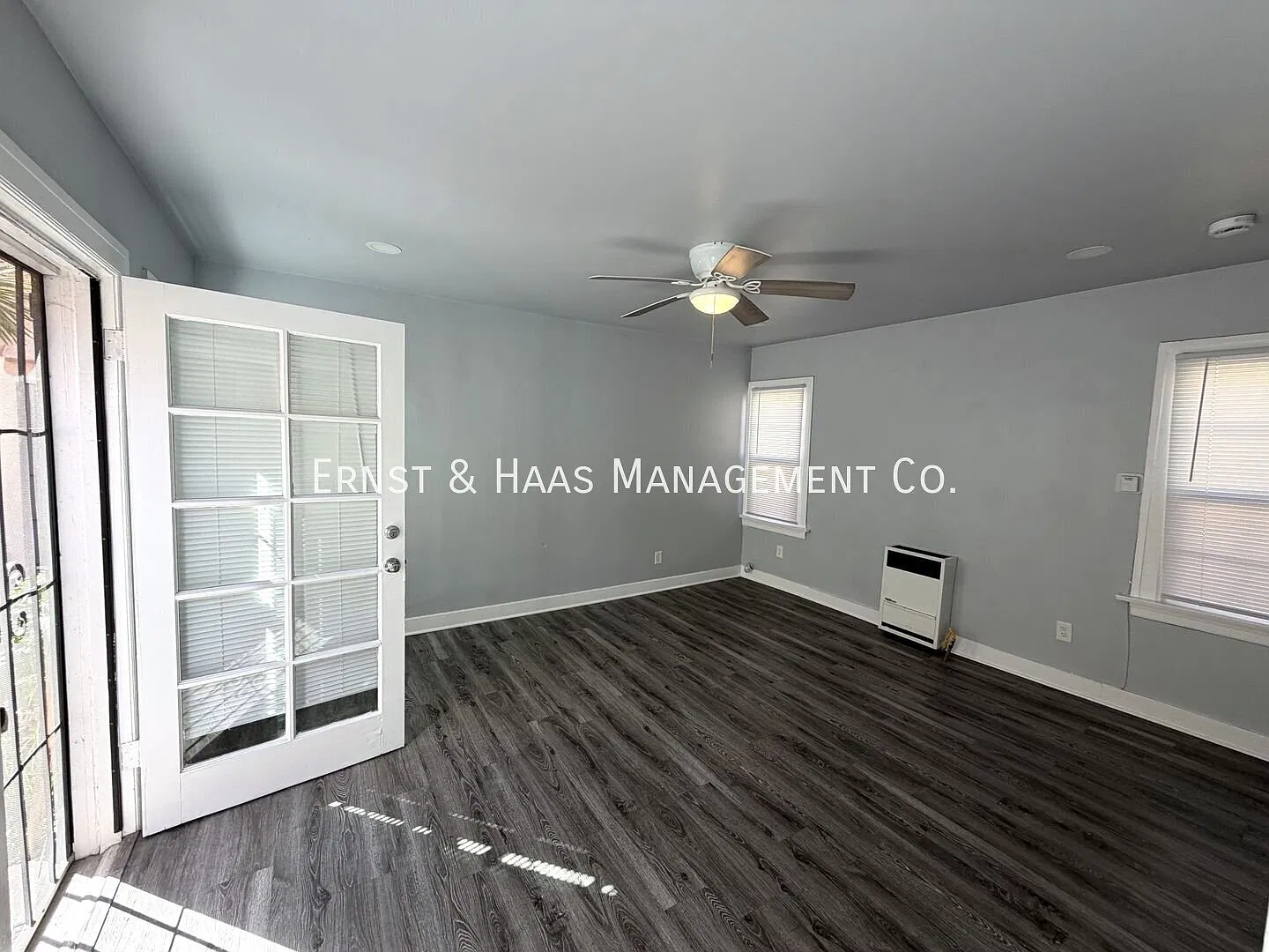 Charming Studio Apartment in the Heart of Long Beach! — Photo 3