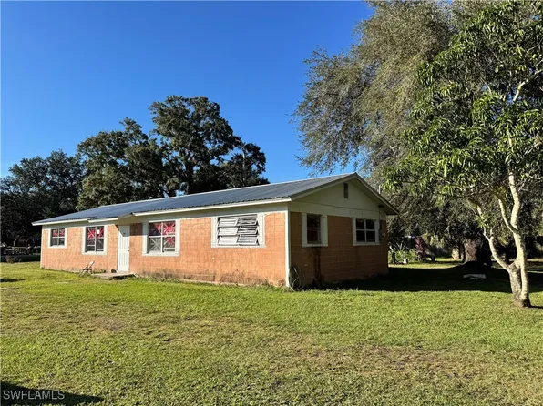 (undisclosed Address), Labelle, FL 33935