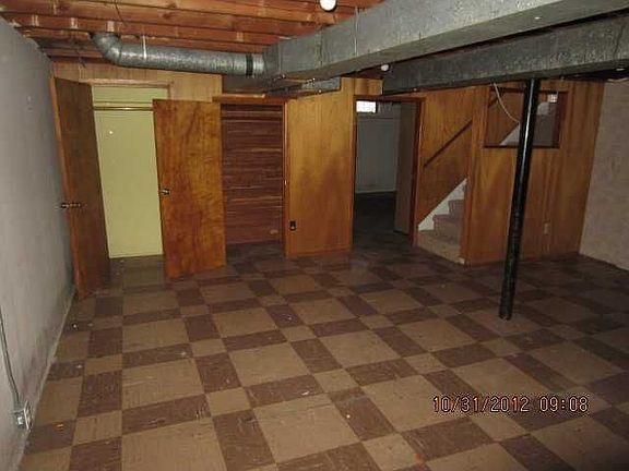 4th image of 22621 Lake Dr