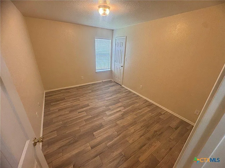 4907 John David Dr #A — Photo 14