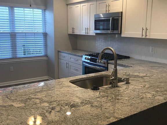 2nd image of 694 E Lake Front Cir Unit 694