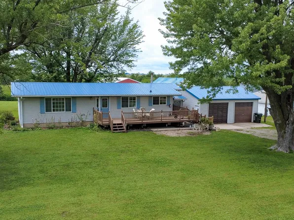 2137 Cordova Ave, Leighton, IA 50143