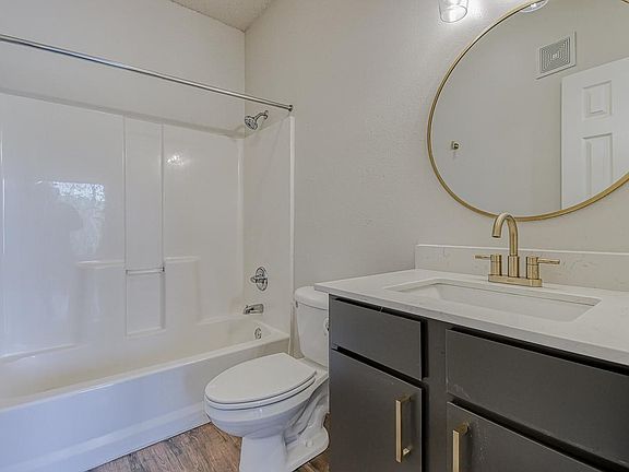 3rd image of 2200 Classen Blvd #6