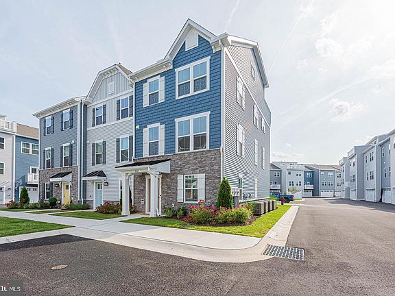 2nd image of 8663 Bat Creek Loop Ln #1