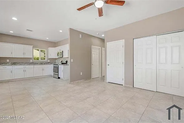 2890 E Missouri St #2 — Photo 2