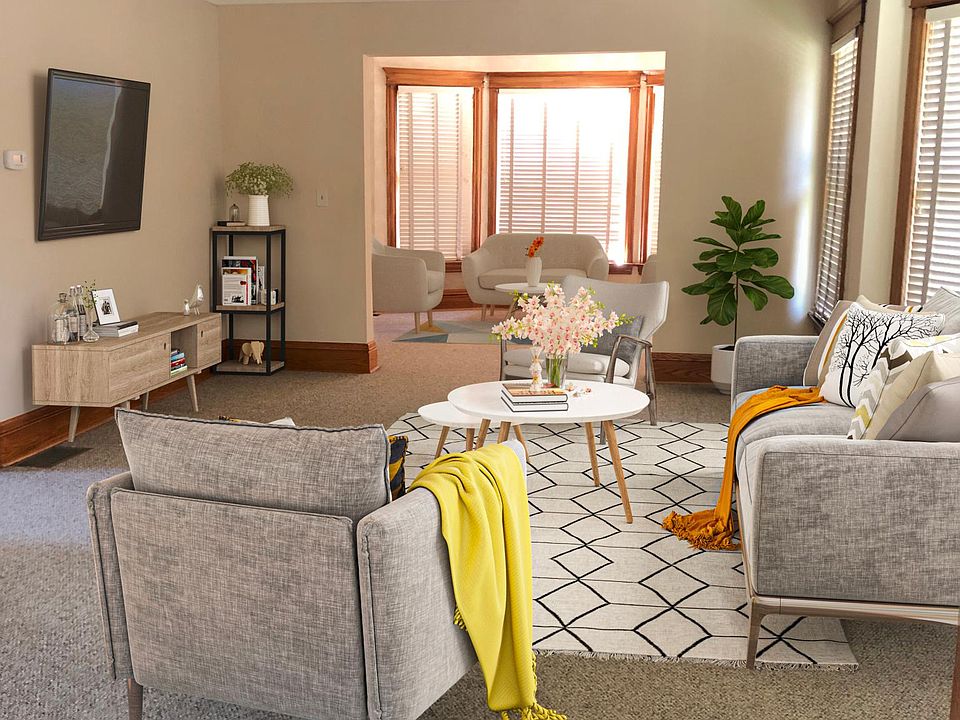 living room, looking towards family room.