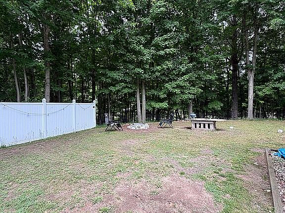 2nd image of 580 Crystal Ave