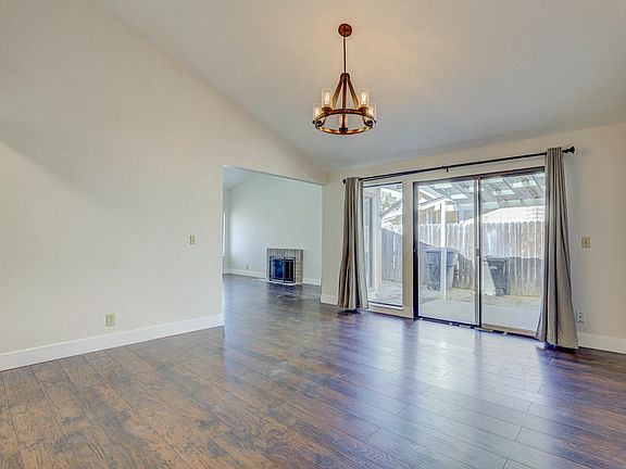 3rd image of 4067 Tresler Ave