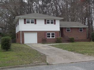 505 Catalpa Dr, Newport News, VA 23601