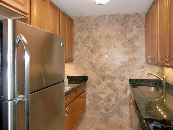 4th image of 7000 Blvd E APT 31E