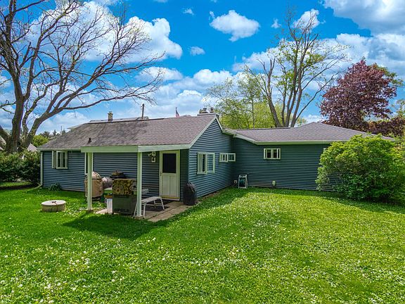 3rd image of 6738 Jansen Dr