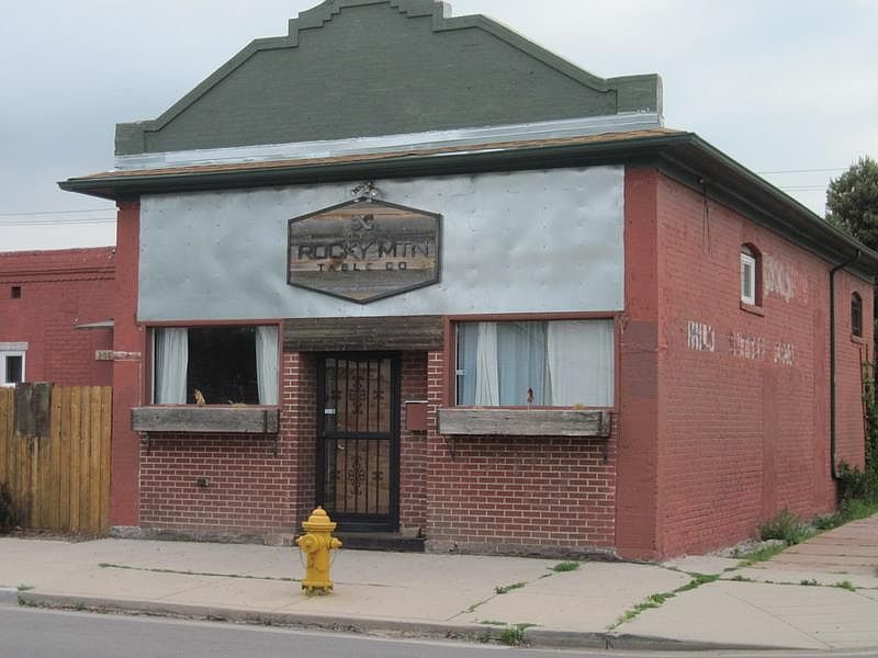1st image of 200 Galapago St