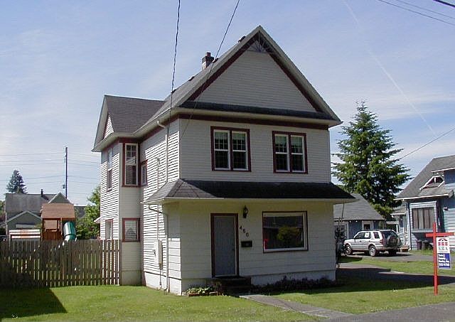 1st image of 450 Chenault Ave