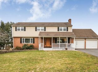 138 Surrey Dr, Wethersfield, CT 06109