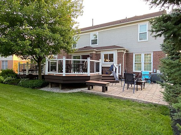 Trex deck w/lights & Patio