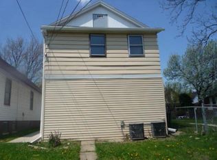 2068 S 8th St #1, Milwaukee, WI 53204