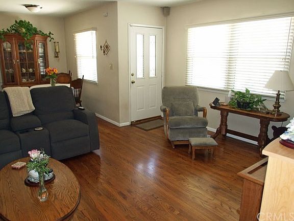 3rd image of 12303 Maidstone Ave