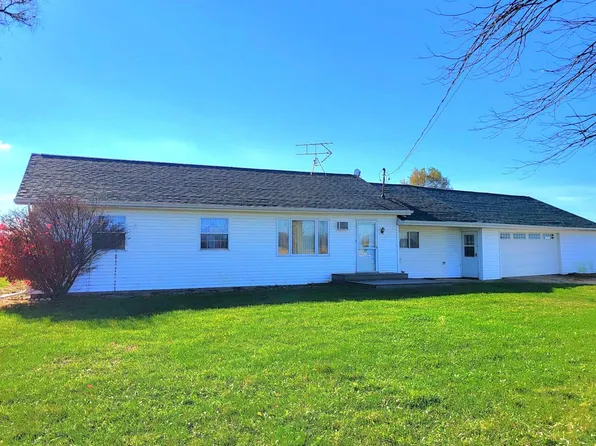 8758 E Fillmore Rd, Ithaca, MI 48847