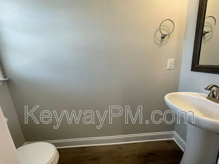 4500 Chestnut Trl — Photo 4