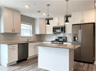 9466 Bridle Way, Victoria, MN 55386