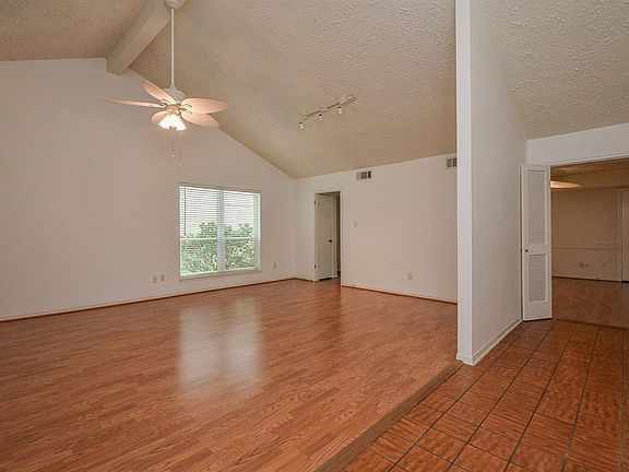 4th image of 2214 Windy Meadow Dr