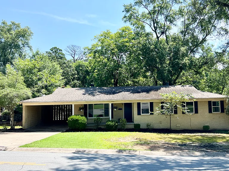146 Ridge Rd — Photo 1