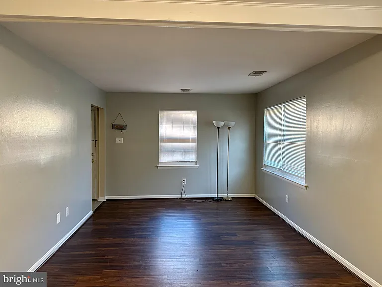 8766 Walutes Cir #D — Photo 4