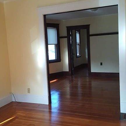 4th image of 60 Euclid Ave #2