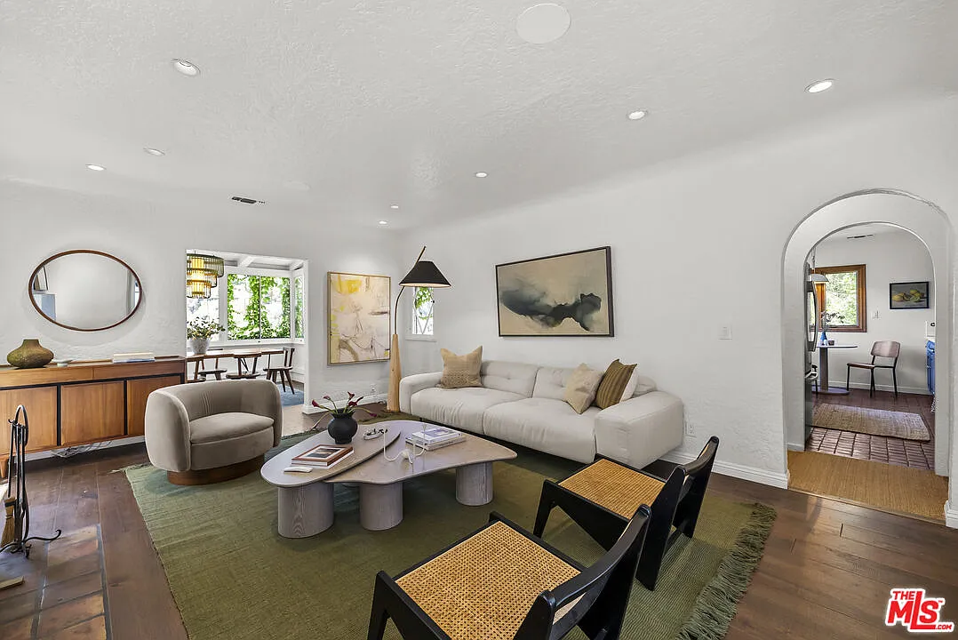 2 bed, 3.0 bath, 1446 sqft, $7,000 — Photo 4