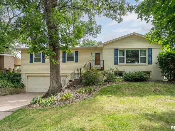 3430 51st St, Moline, IL 61265