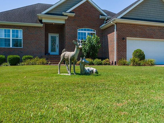 2nd image of 2253 Hal Dr