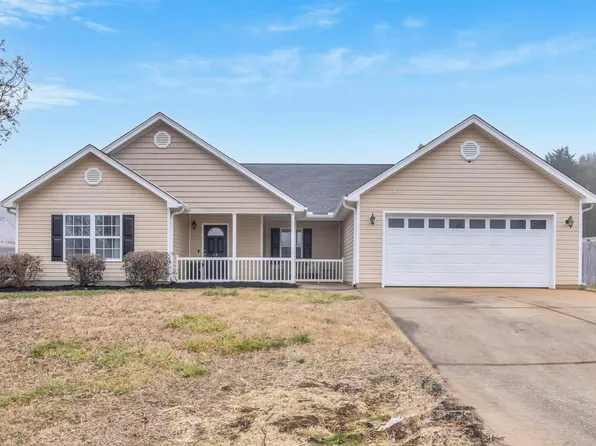 19 Regional Dr, Greer, SC 29651