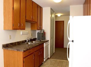 1915 Arcade St N #203, Saint Paul, MN 55117