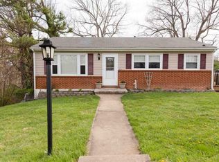 321 Monument Dr, Staunton, VA 24401