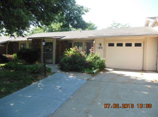 1313 W Stone Blvd, Raymore, MO 64083