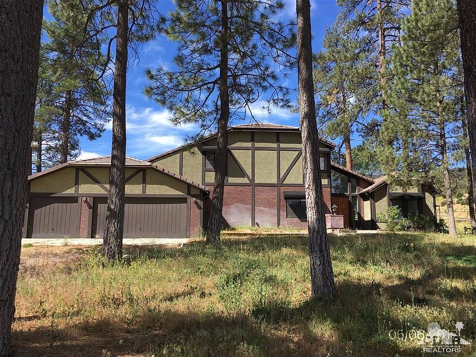 2nd image of 59371 Devils Ladder Rd