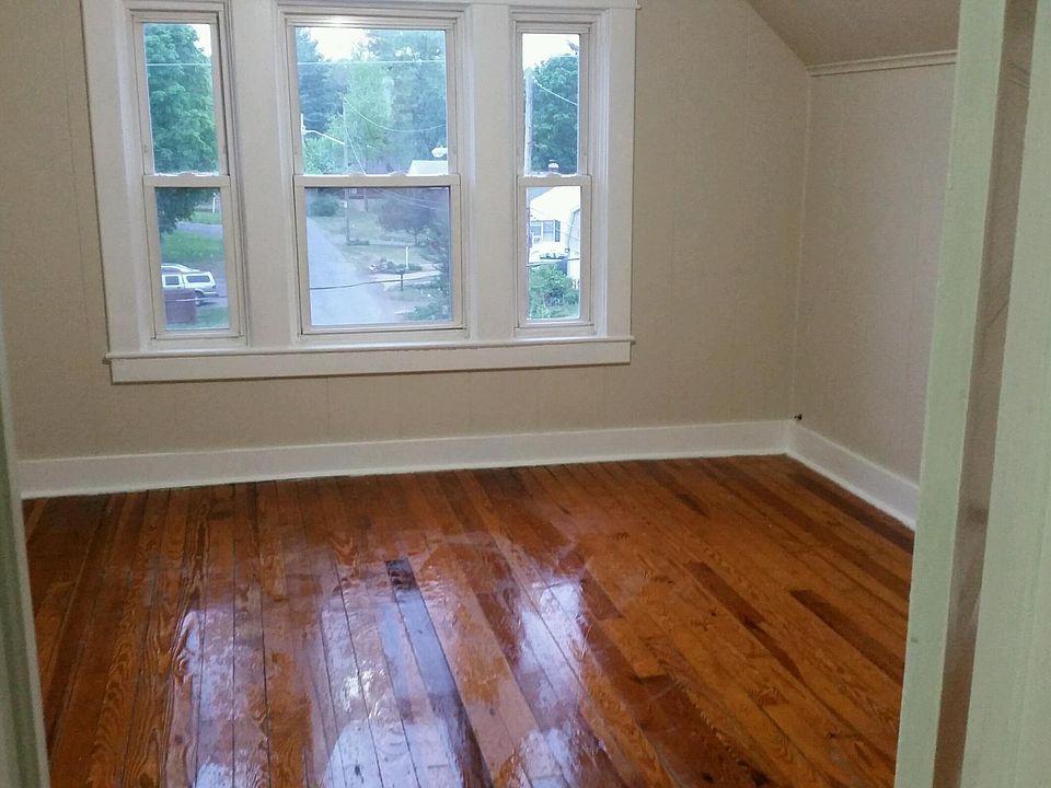 1st image of 45 S Lake Ave APT 4