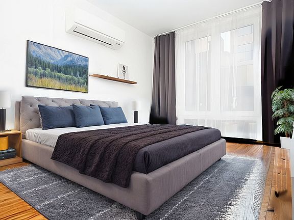4th image of 1052 Greene Ave #1E